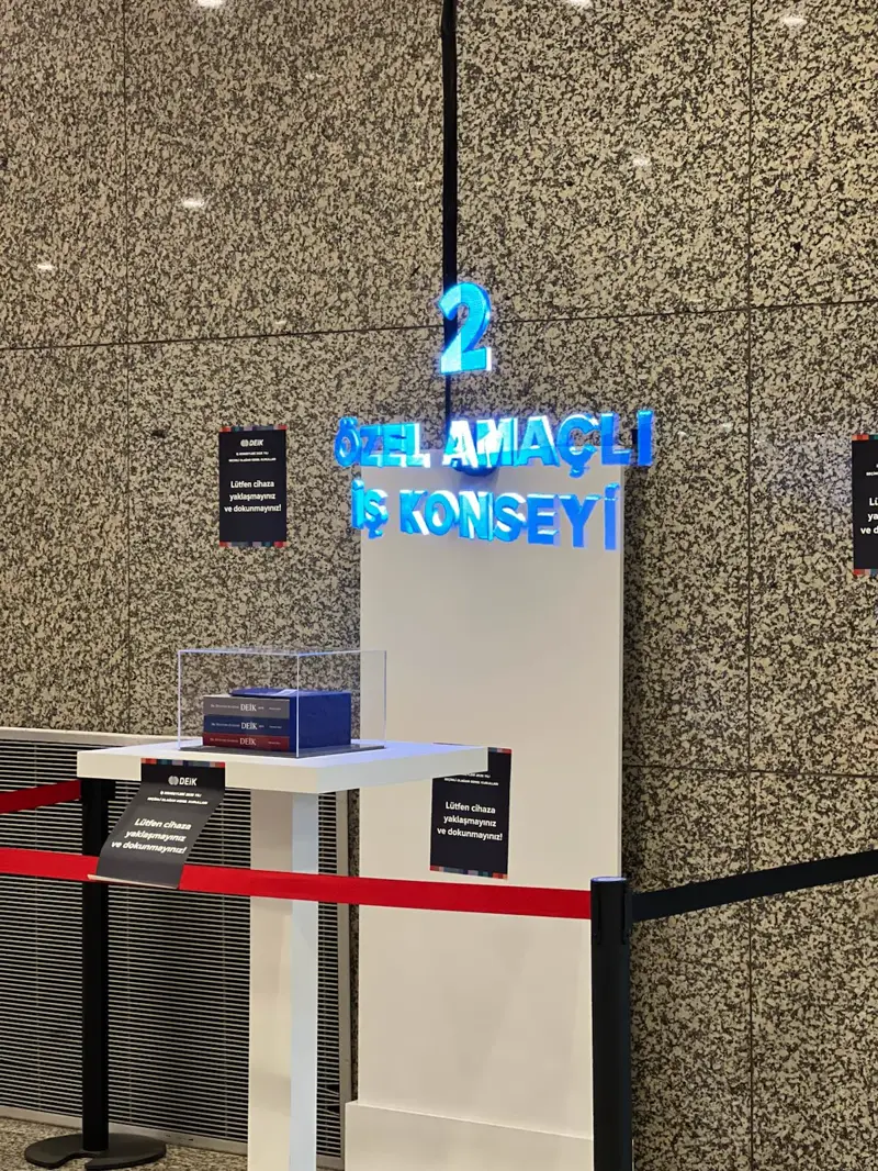 Hologram2
