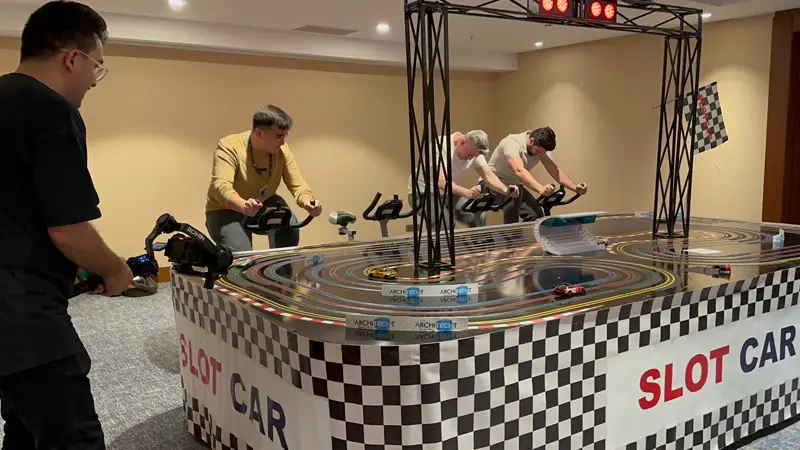 Slot Car2