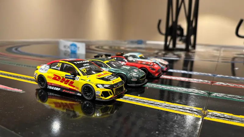 Slot Car4